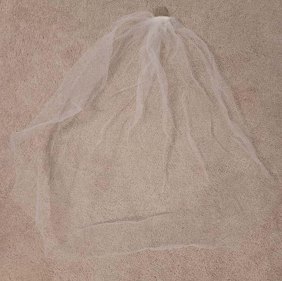 Blusher Wedding Veil - Picture 5 of 5